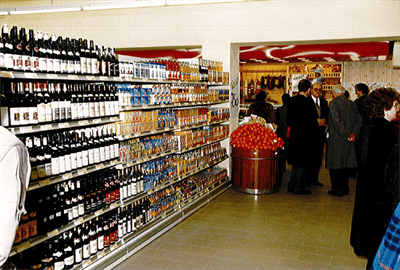 1987 - Inaugurazione del supermercato di Egna.