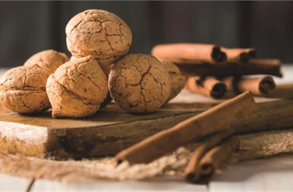 Baci Di Dama Con Amaretti E Crema Di Nocciole